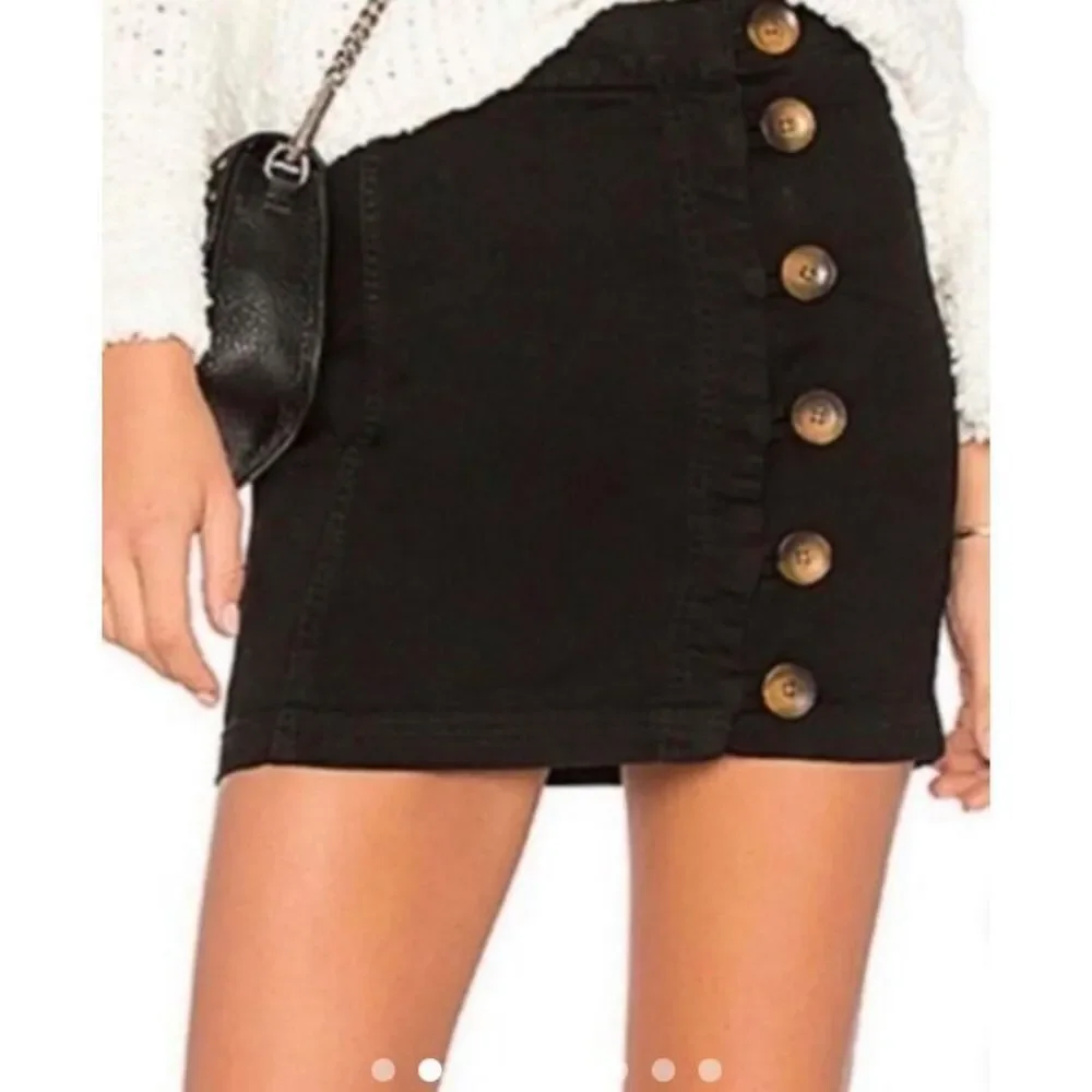 Free People button little